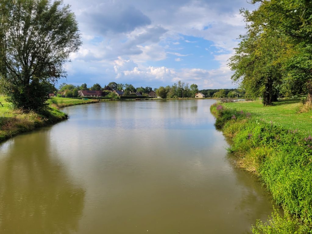 Site de tir Millétoiles en bord d'étang