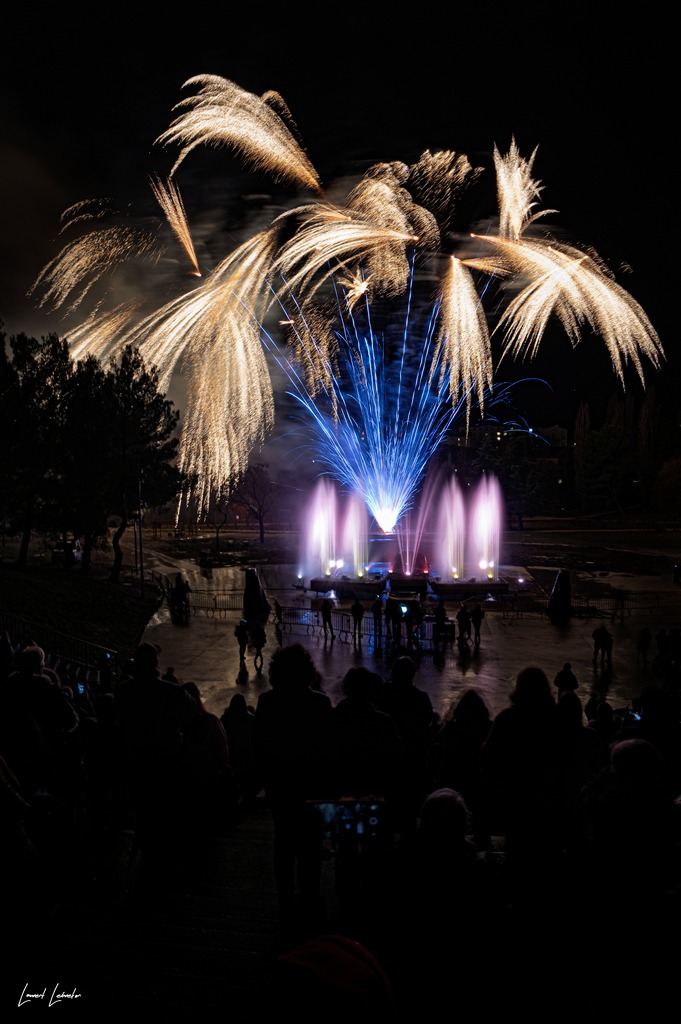 Spectacle Millétoiles, féérie de Noël, conte pyrotechnique, spectacle de jets d'eau et feu d'artifice